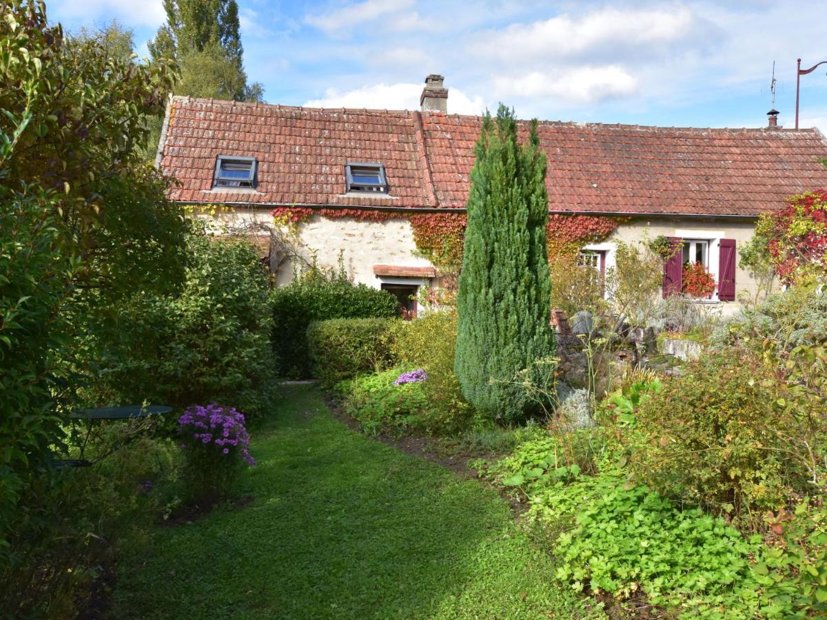 Charming Holiday Home Mézy-Moulins Exterior foto
