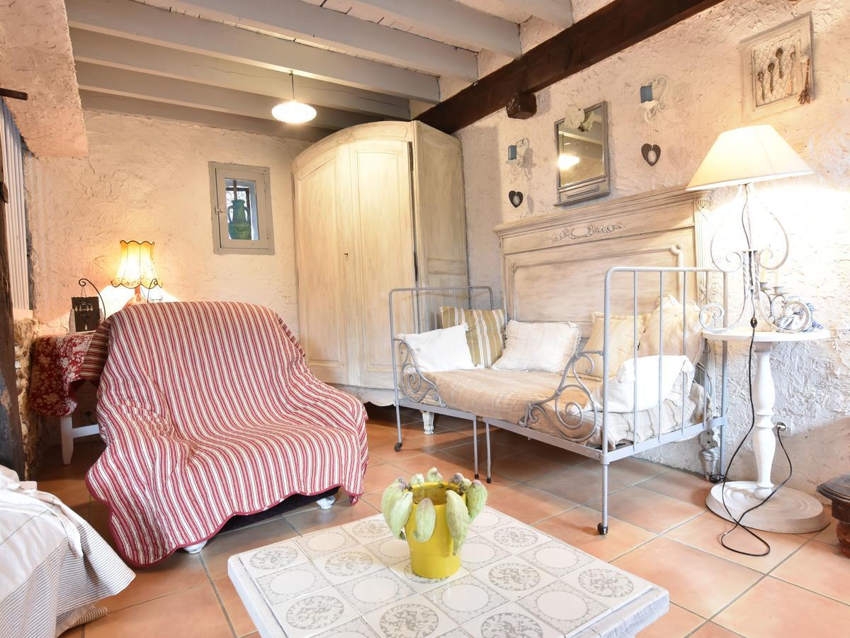 Charming Holiday Home Mézy-Moulins Exterior foto